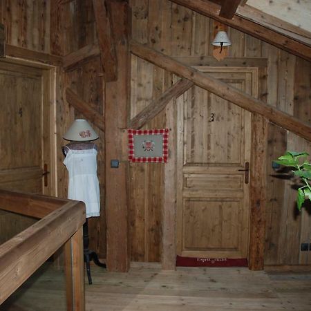 Chambre d'Hôtes La ferme d'en bas Samoëns Extérieur photo