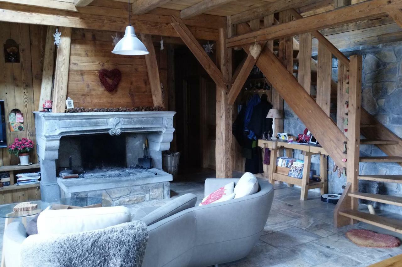Chambre d'Hôtes La ferme d'en bas Samoëns Extérieur photo