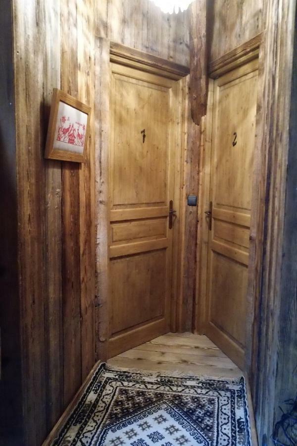 Chambre d'Hôtes La ferme d'en bas Samoëns Extérieur photo