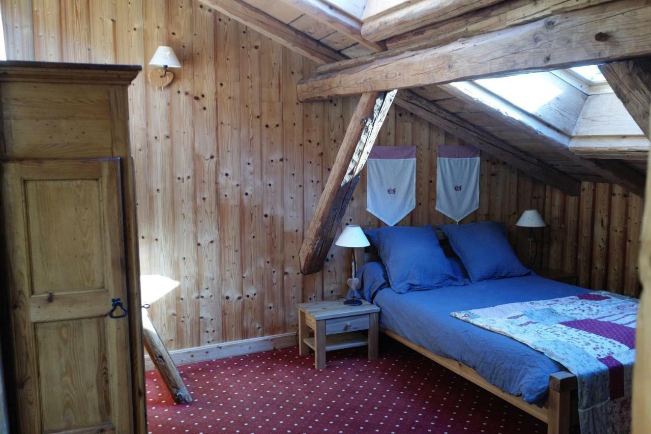 Chambre d'Hôtes La ferme d'en bas Samoëns Extérieur photo